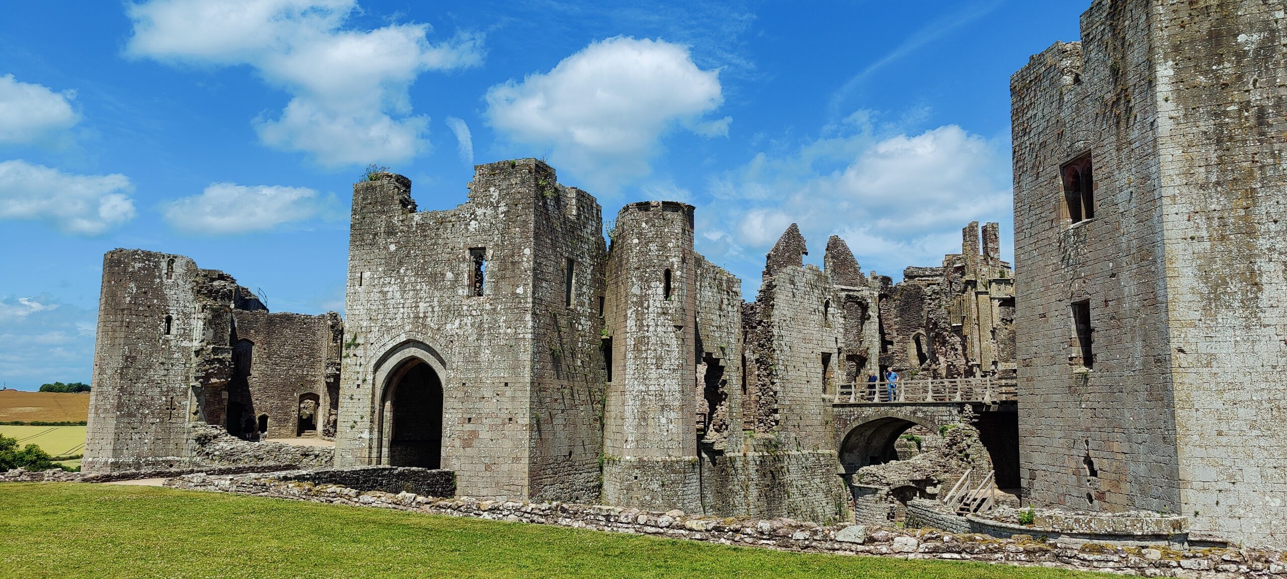 Raglan Castle Wales Großbrittanien Wehranlage