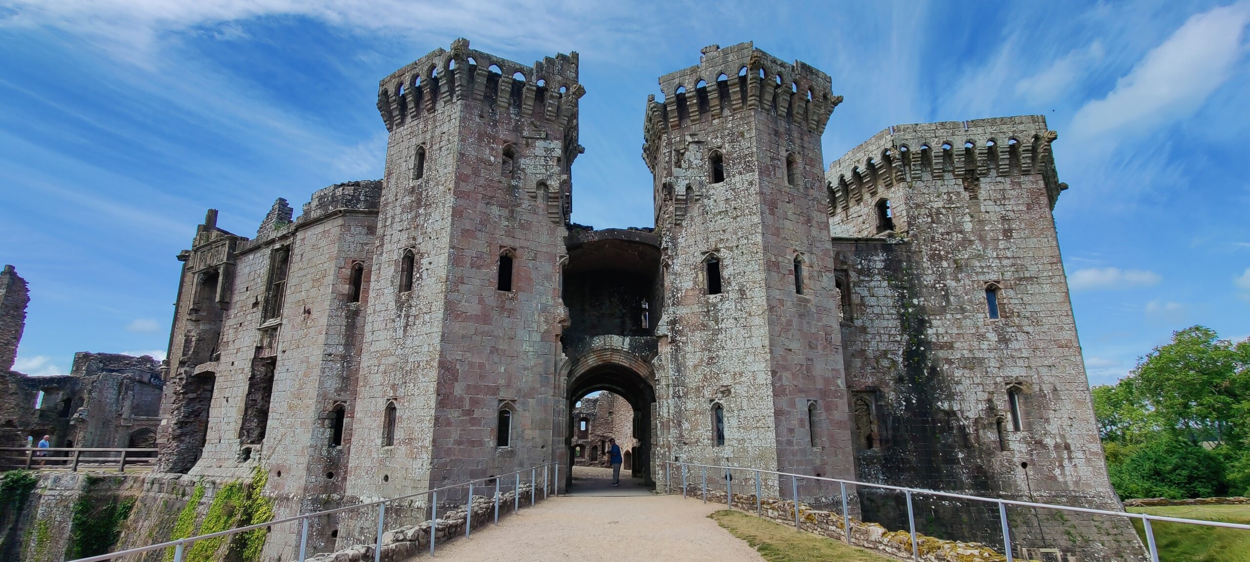 Raglan Castle Wales Großbritannien Tor